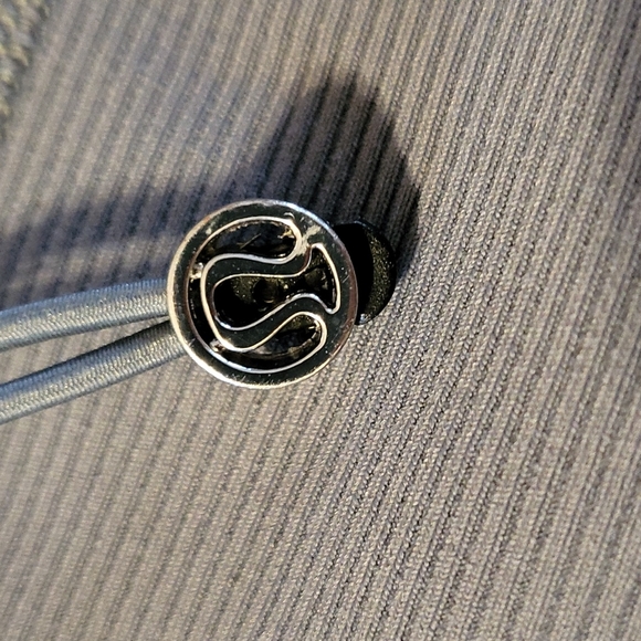 Lululemon long Jacket Size 4 - Picture 7 of 7